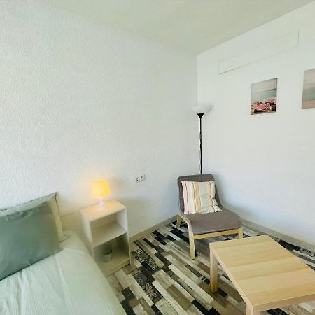 Confortable Estudio Con Terraza, Vistas A La Montana, Mar Y Mas Apartman Torremolinos Kültér fotó