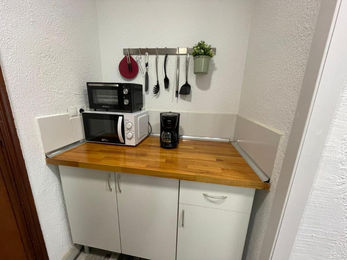 Confortable Estudio Con Terraza, Vistas A La Montana, Mar Y Mas Apartman Torremolinos Kültér fotó