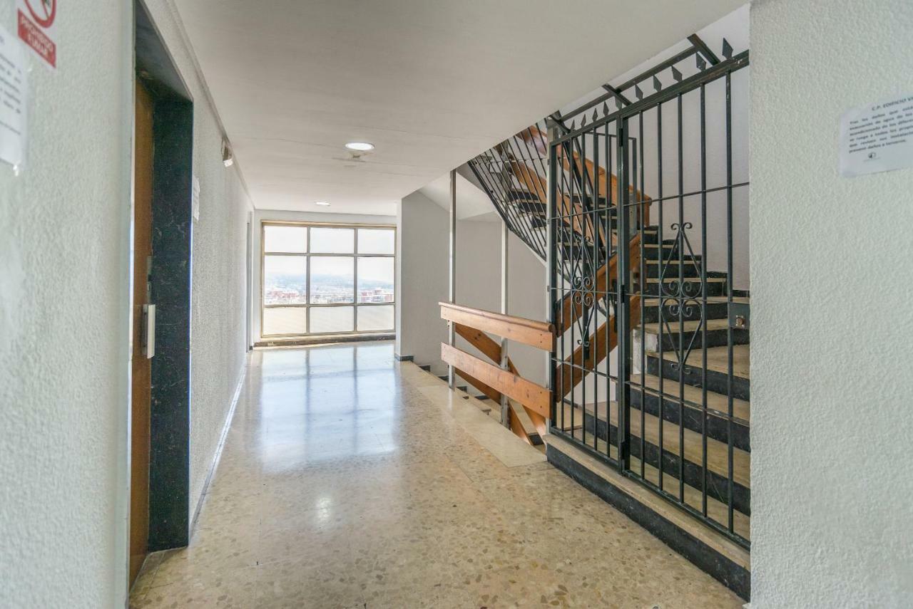 Confortable Estudio Con Terraza, Vistas A La Montana, Mar Y Mas Apartman Torremolinos Kültér fotó