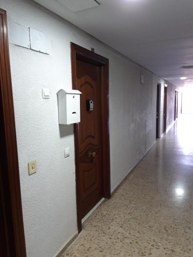 Confortable Estudio Con Terraza, Vistas A La Montana, Mar Y Mas Apartman Torremolinos Kültér fotó